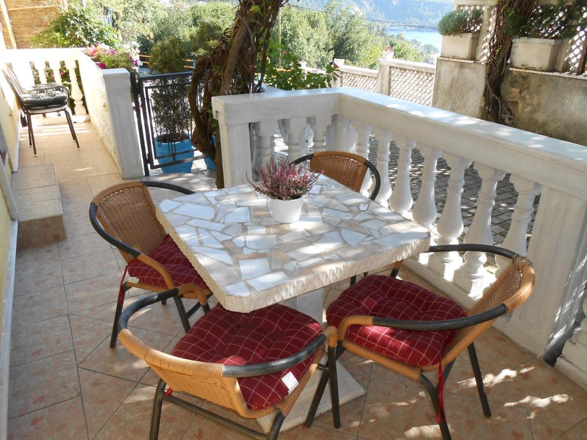 Apartment Vivoda Opatija Exterior foto